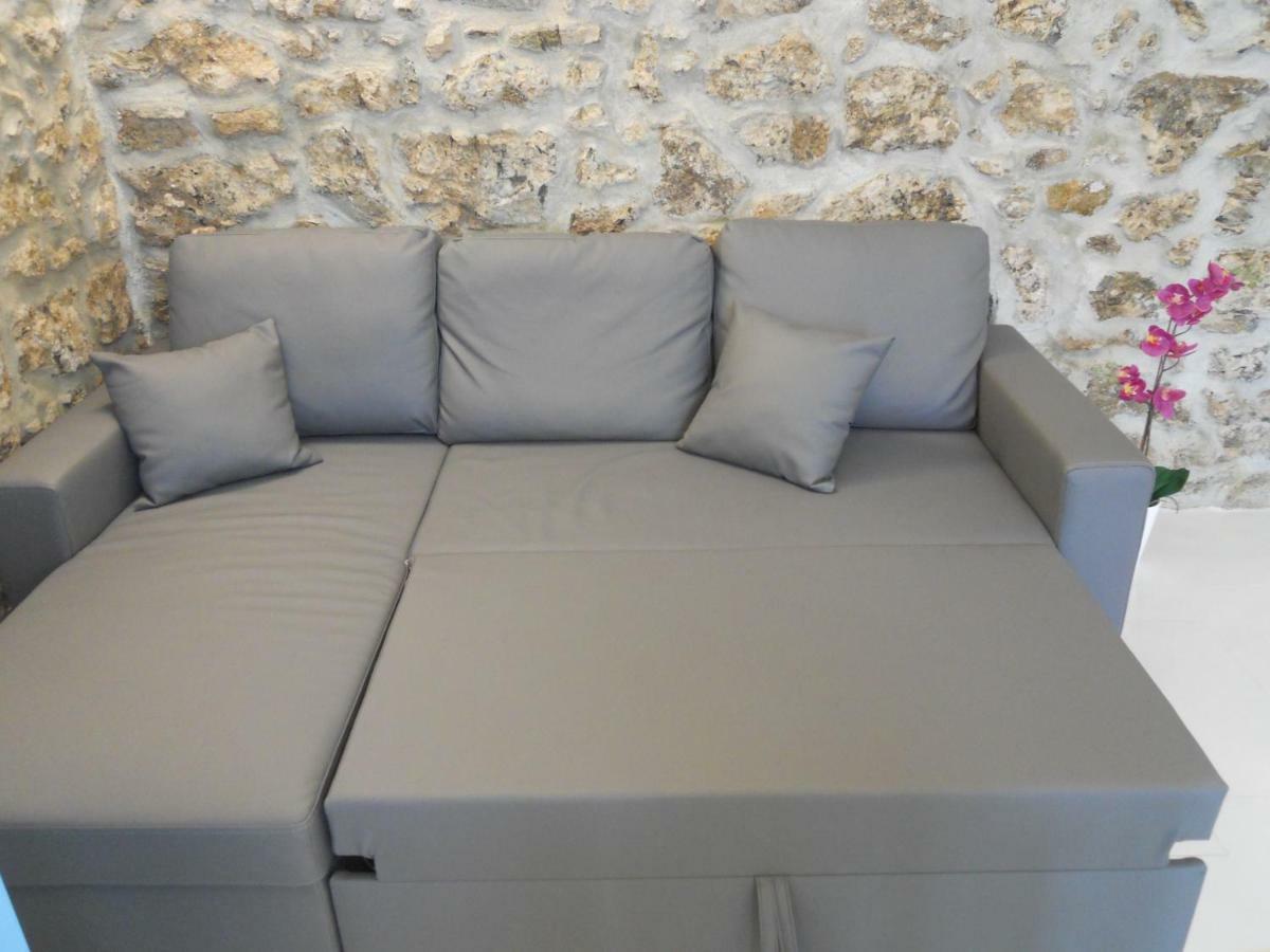 Holidayhouse089 ซาแลร์โน ภายนอก รูปภาพ