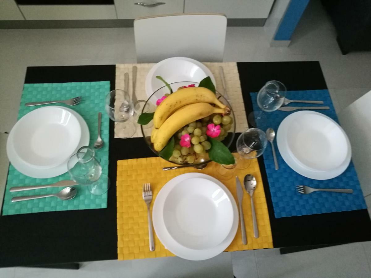 Holidayhouse089 ซาแลร์โน ภายนอก รูปภาพ